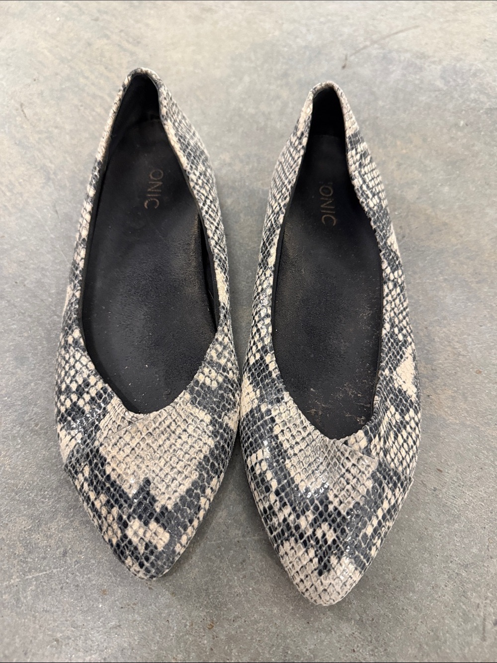 Vionic Snake-Print Pointed Toe Flats in Black and Cream